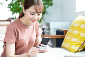 ポイントが貯まる電力会社と還元率の高い電気料金プランをご紹介！